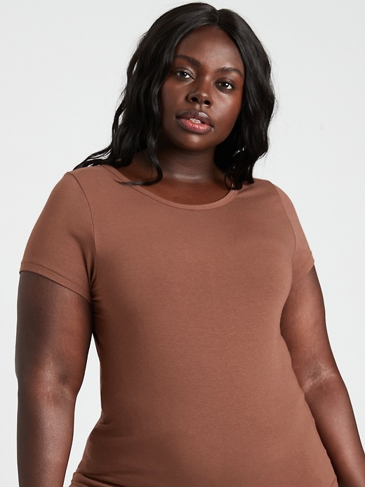 Image number 8 showing, Essential Layering T-Shirt