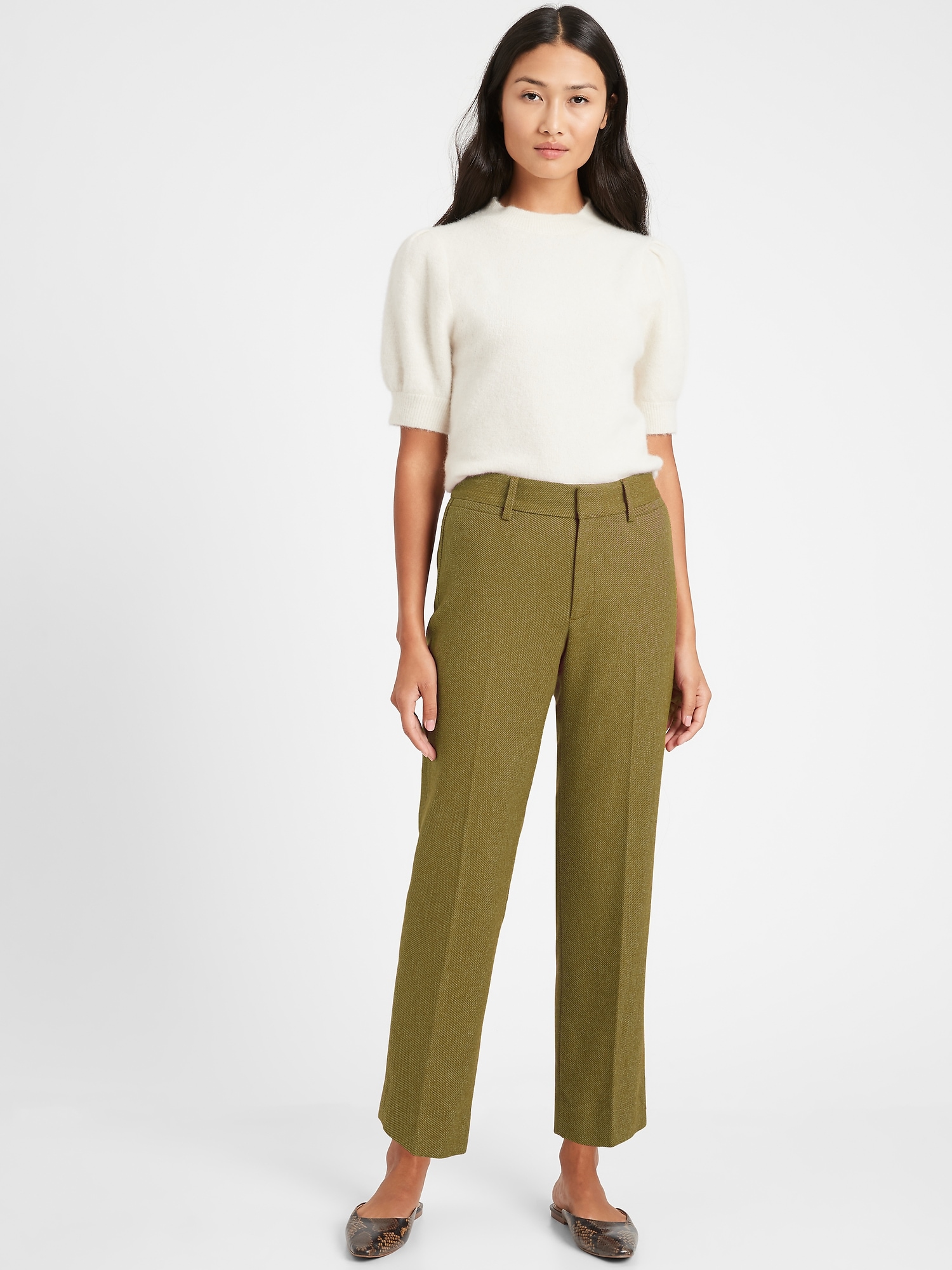 High-Rise Relaxed Straight Pant