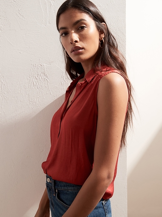 Sleeveless ButtonDown Shirt Banana Republic