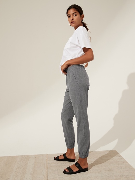 banana republic flyweight jogger