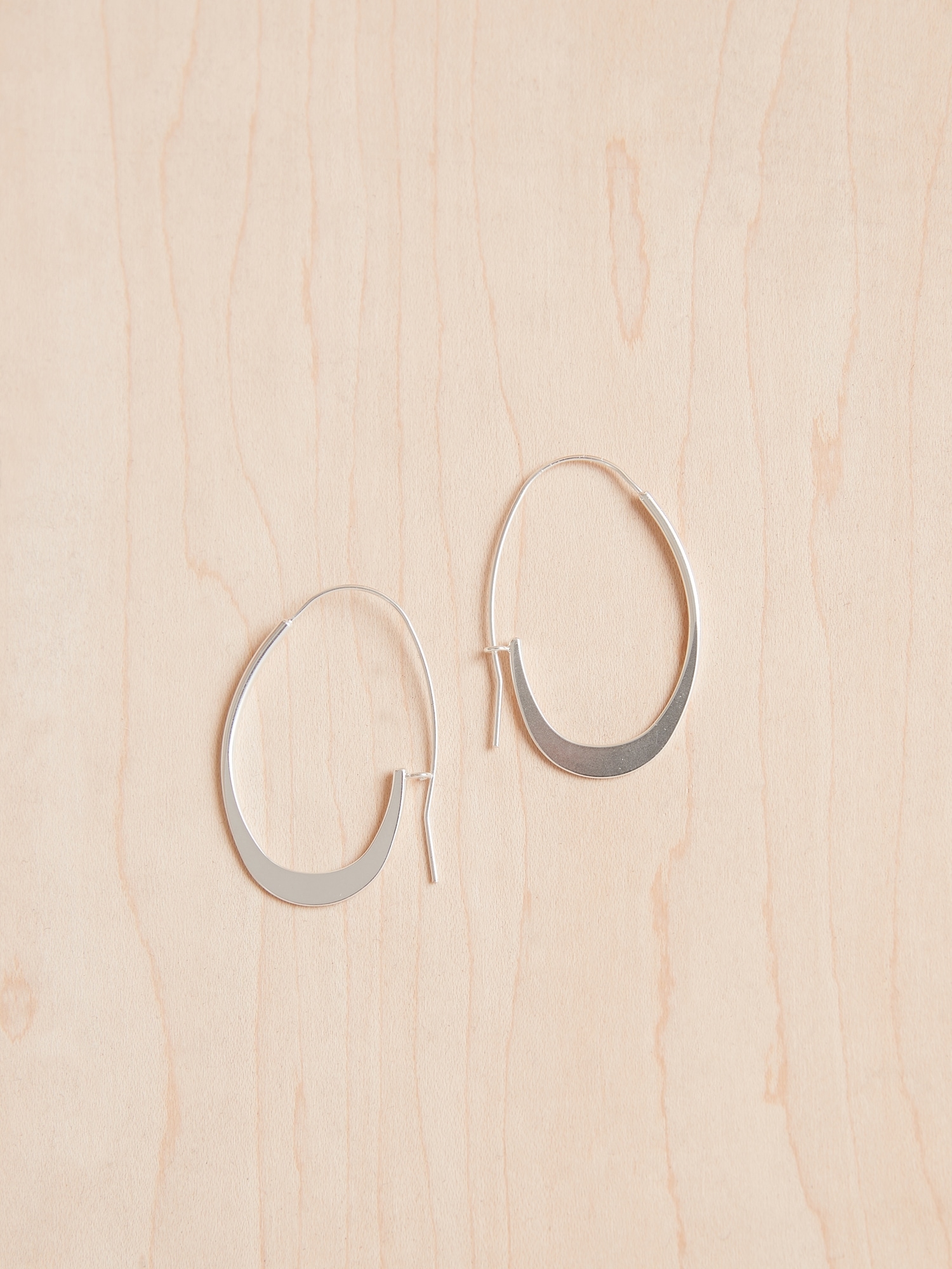Soft Oval Hoop Earrings