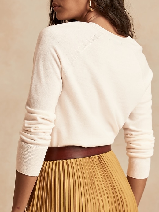Image number 2 showing, Sogno Merino Crew-Neck Sweater