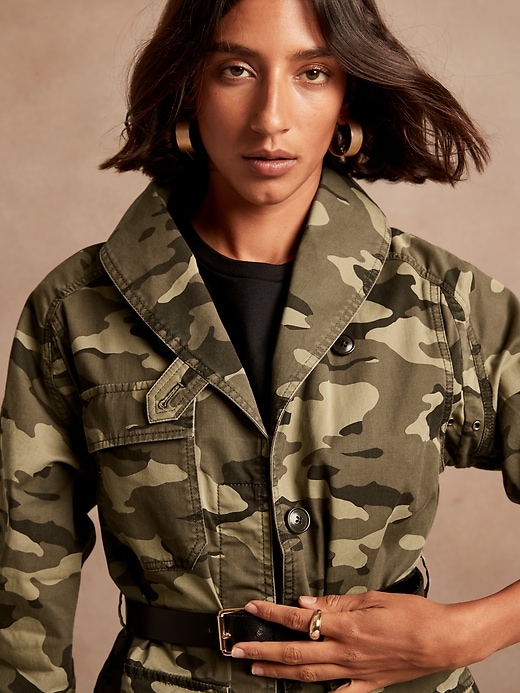 Essential Camo Cargo Jacket | Banana Republic