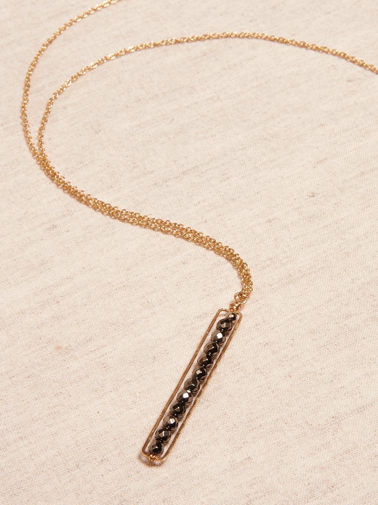 Aureus + Argent | Delicate Peapod Pendant Necklace - 500075707335 - Jewelry ECLECTIC STONE COLLECTION: The earth is full of fa sku 500075707335