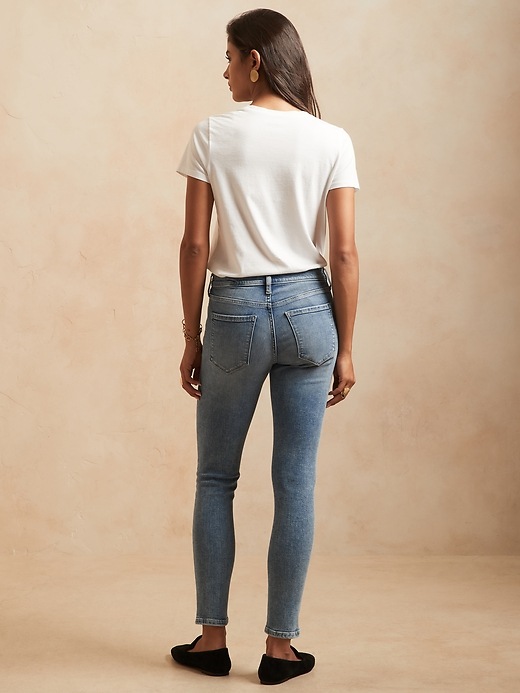 Image number 3 showing, Mid + Skinny Jean