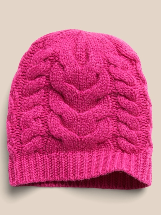 Cashmere Cable-Knit Beanie | Banana Republic display picture 3