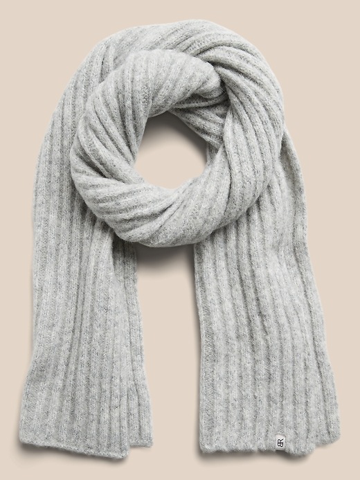 Soft Ribbed Scarf