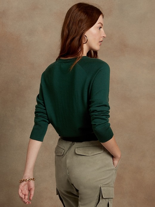 Image number 8 showing, Seamless Merino Crew-Neck Sweater in Responsible Wool