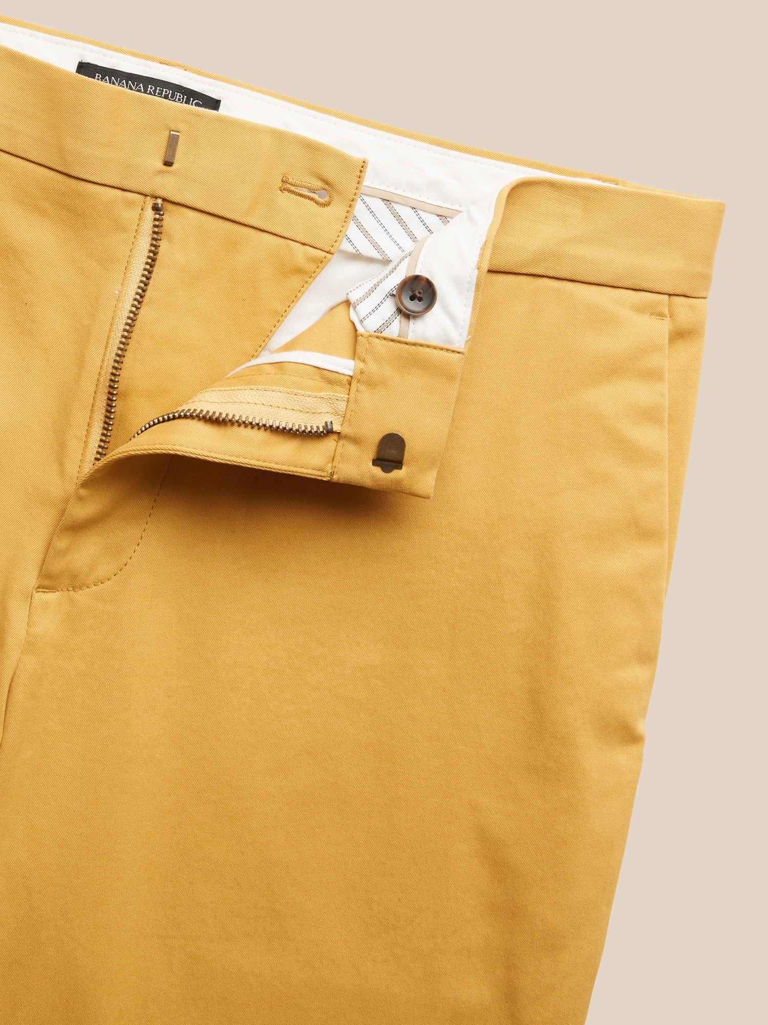 Straight Rapid Movement Chino | Banana 