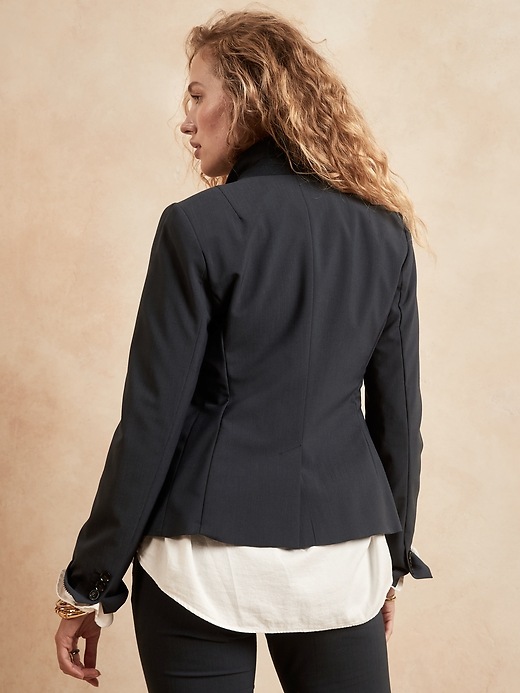 Image number 6 showing, Petite Classic-Fit Washable Italian Wool-Blend Blazer
