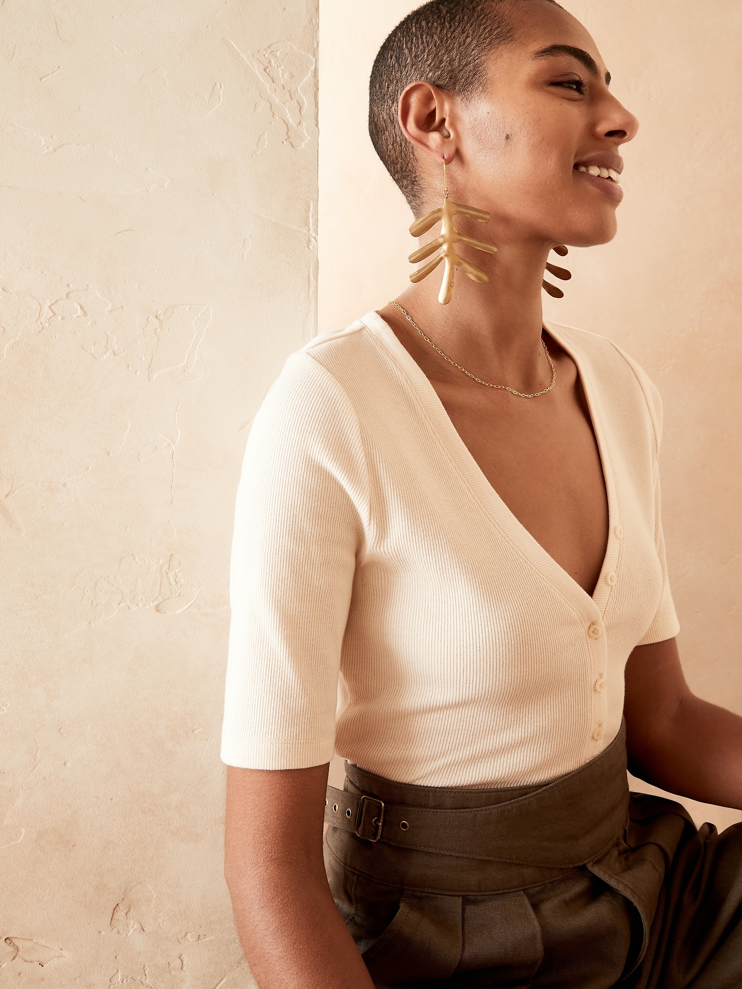 Fitted Ribbed Henley TShirt Banana Republic