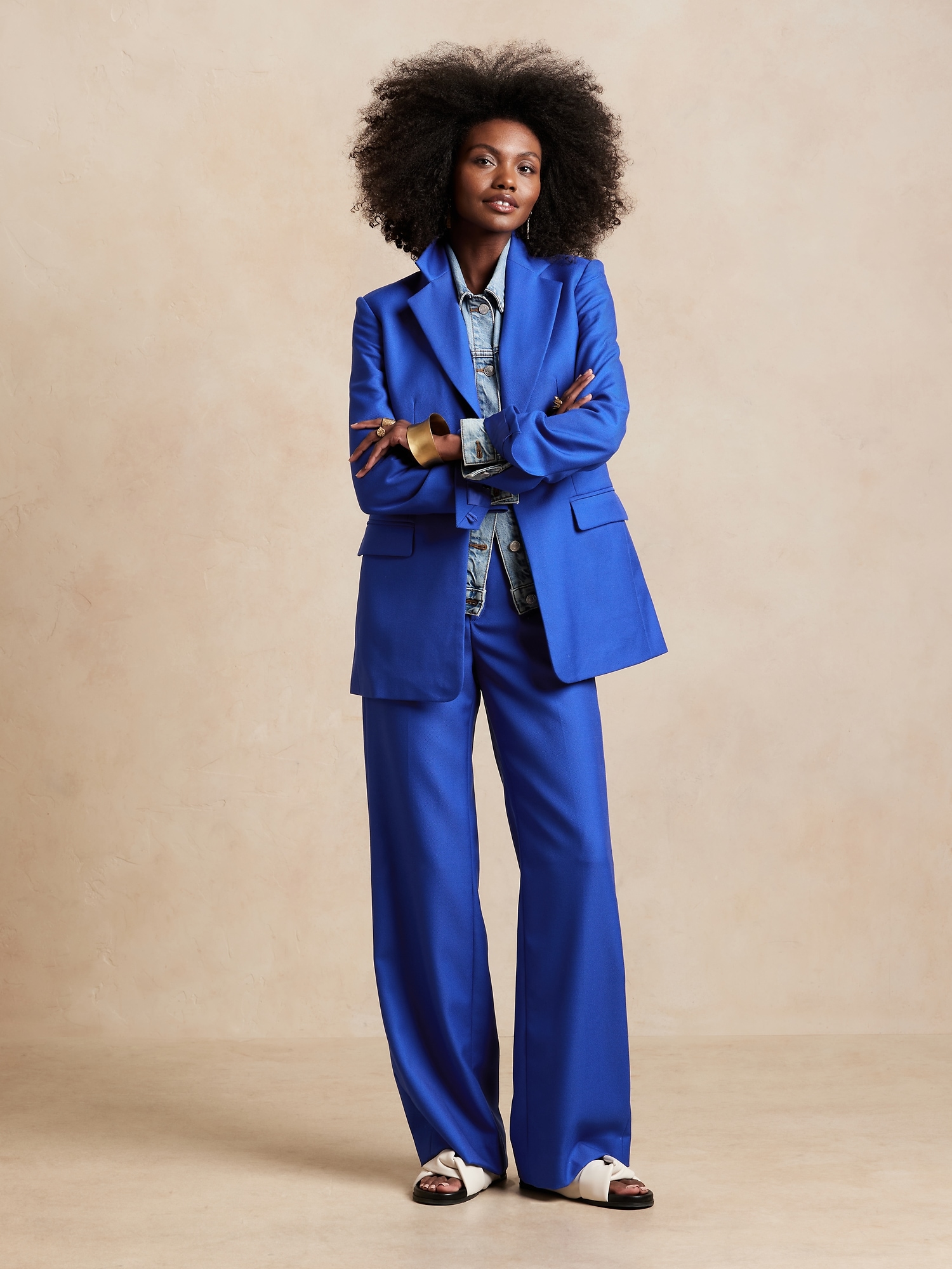 Banana republic store suits women