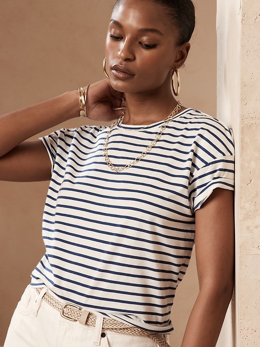Image number 6 showing, SUPIMA® Boxy Crop T-Shirt