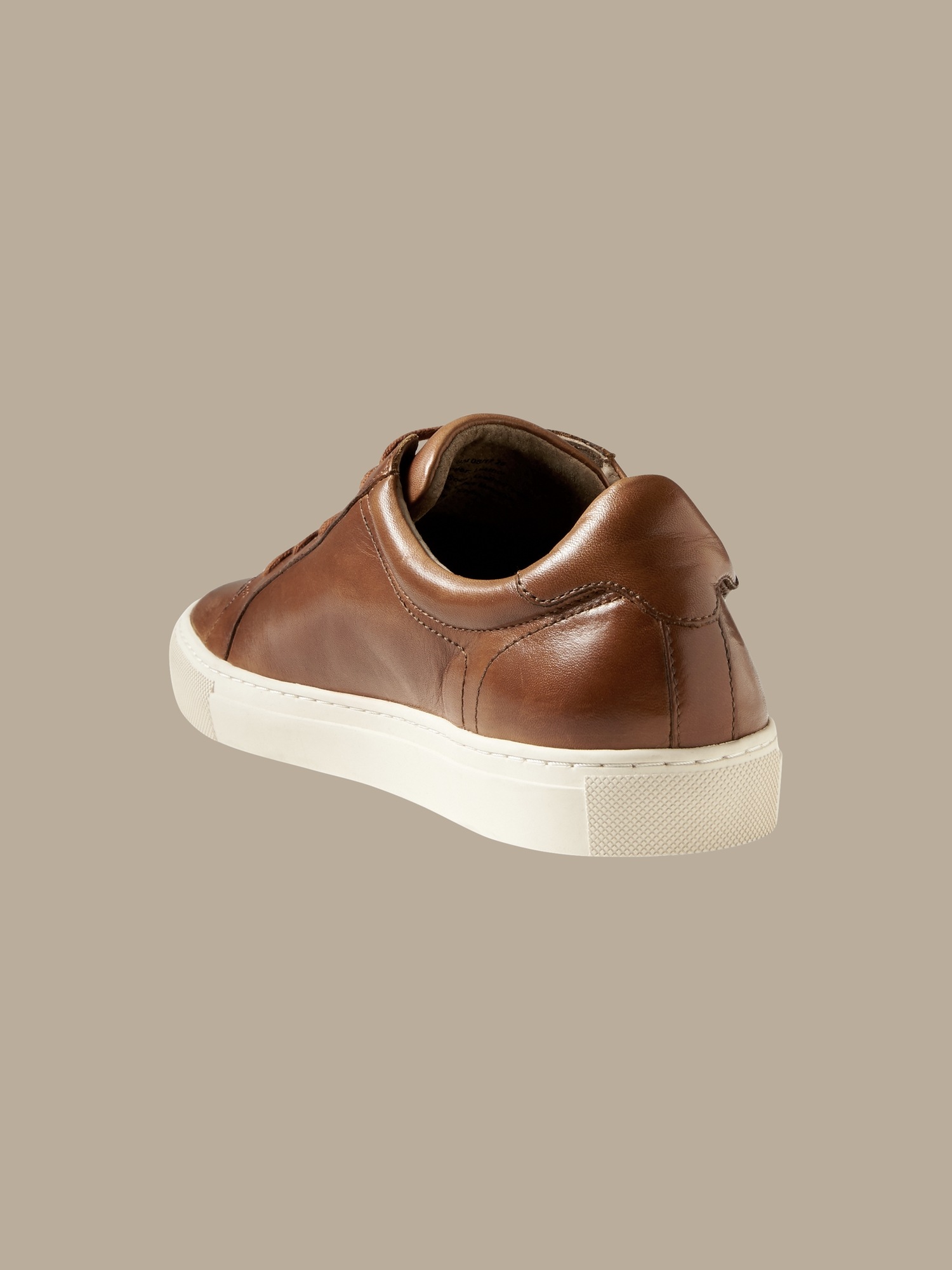 nicklas leather sneaker white