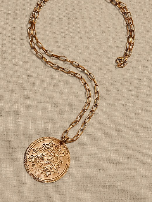 Kalani Medallion Pendant Necklace &#124 Aureus + Argent