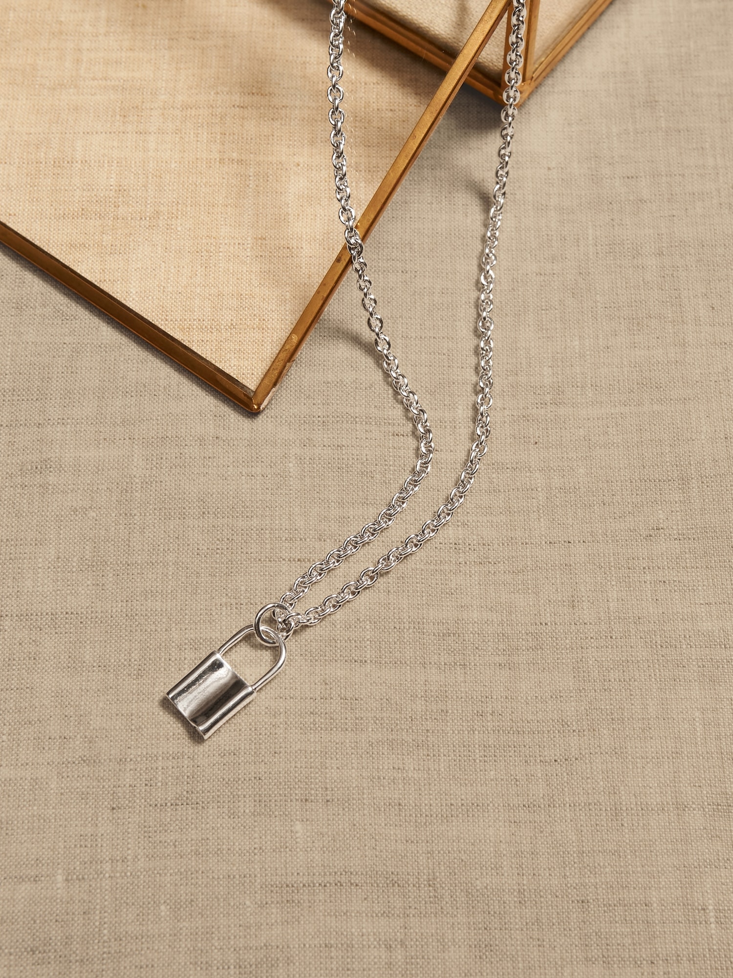 Ravena Lock And Chain Necklace | Aureus + Argent | Banana Republic