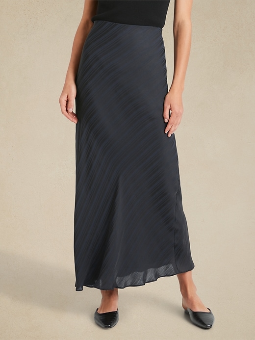 Banana Republic Maxi Skirt Black Slit Elastic Waist Women's Size Mediu –  Shop Thrift World