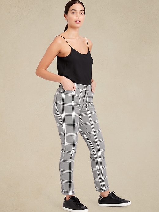 Curvy Mid Rise Skinny Sloan Pant