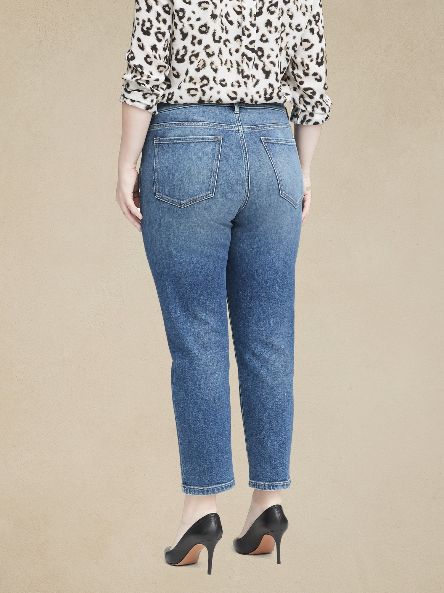 Petite High-Rise Straight Ankle Jean