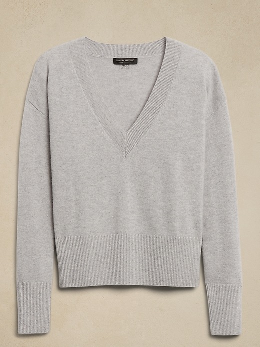 Image number 7 showing, Maggia Cashmere V-Neck Sweater