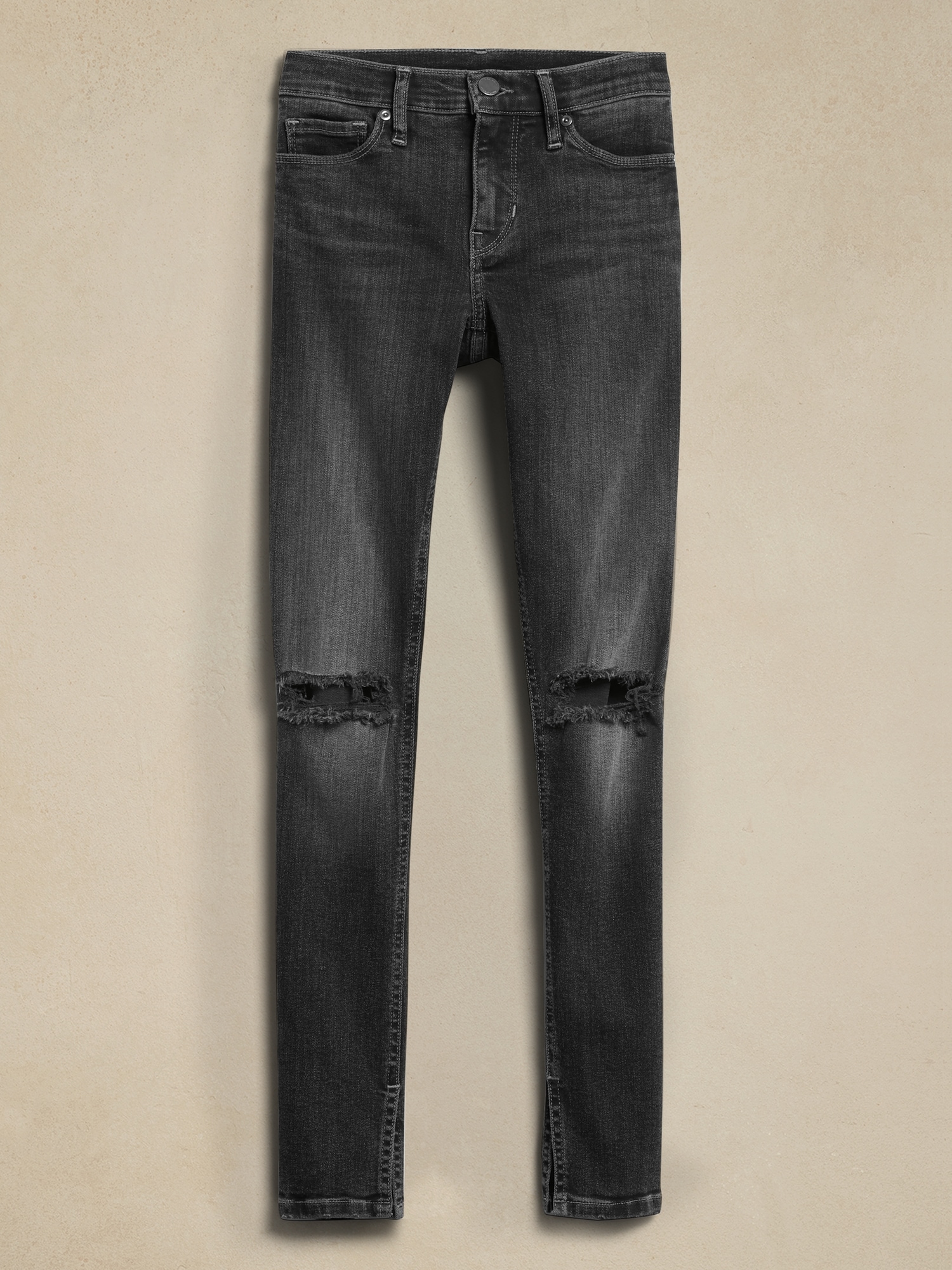 Petite Mid-Rise Skinny Jean