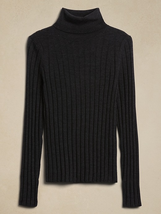 Image number 4 showing, Lucci Merino Turtleneck Sweater