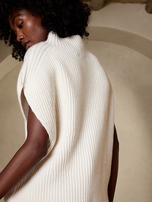 Canyon MerinoCashmere Poncho Banana Republic