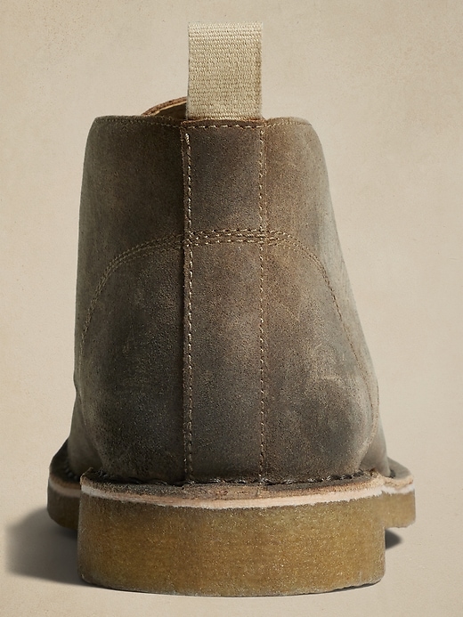 Brendt Leather Chukka Boot with Crepe Sole | Banana Republic display picture 3