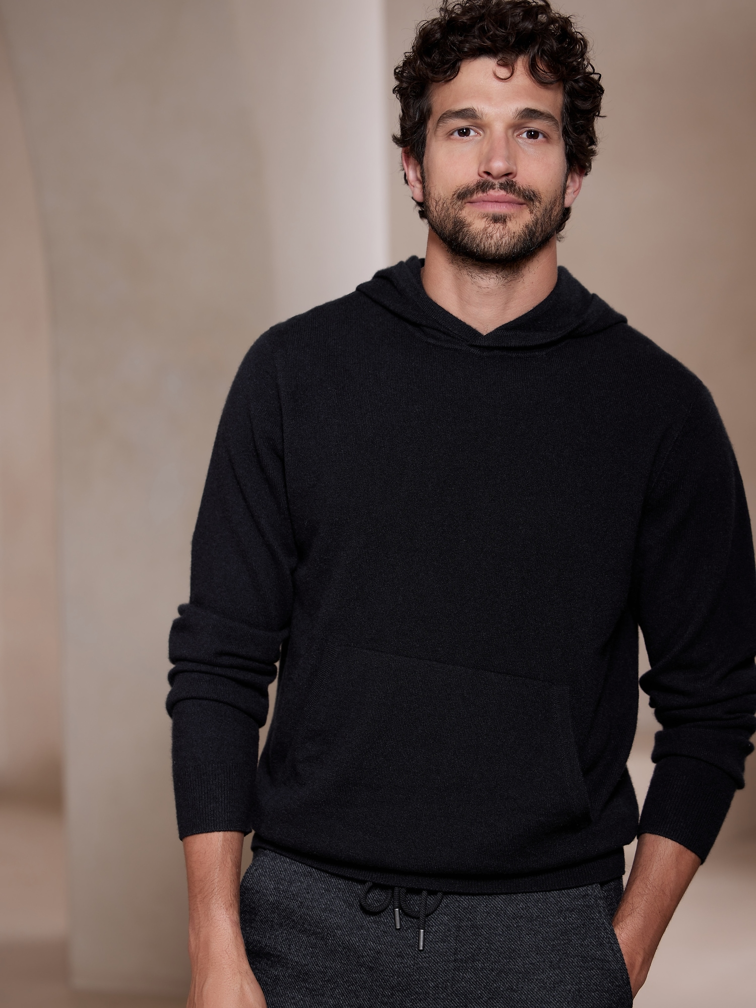 Banana Republic Cipresso Cashmere Hoodie black. 1