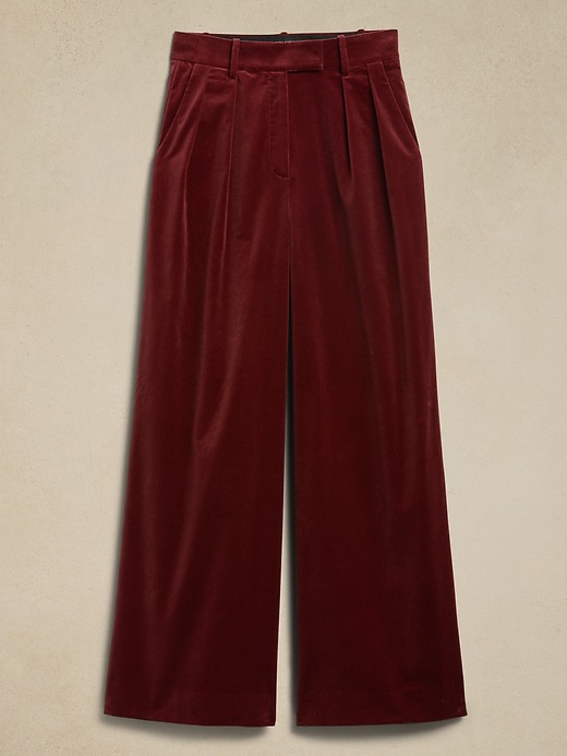 Veluro Relaxed Velvet Pant