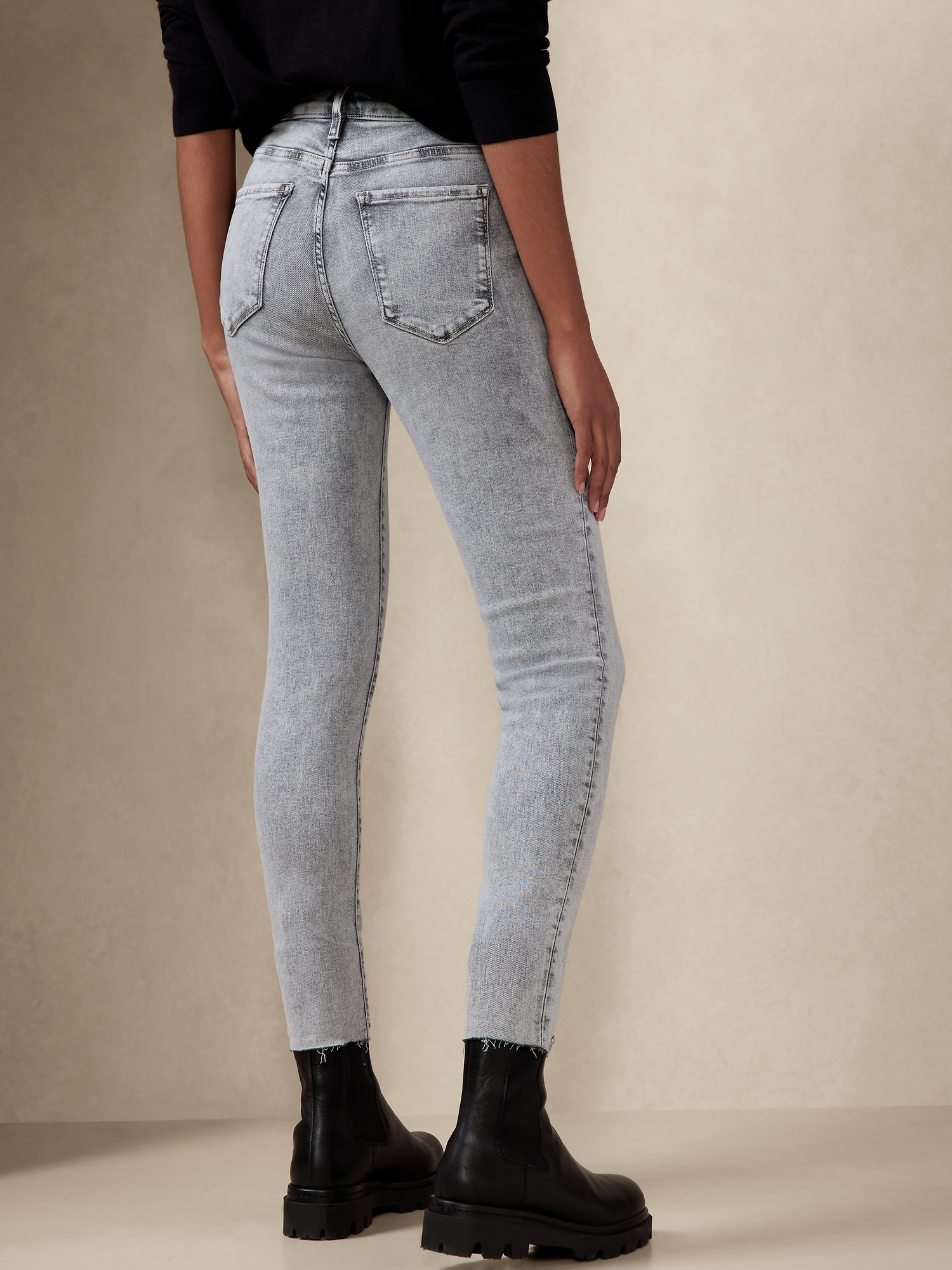 High-Rise Skinny Super-Stretch Jean