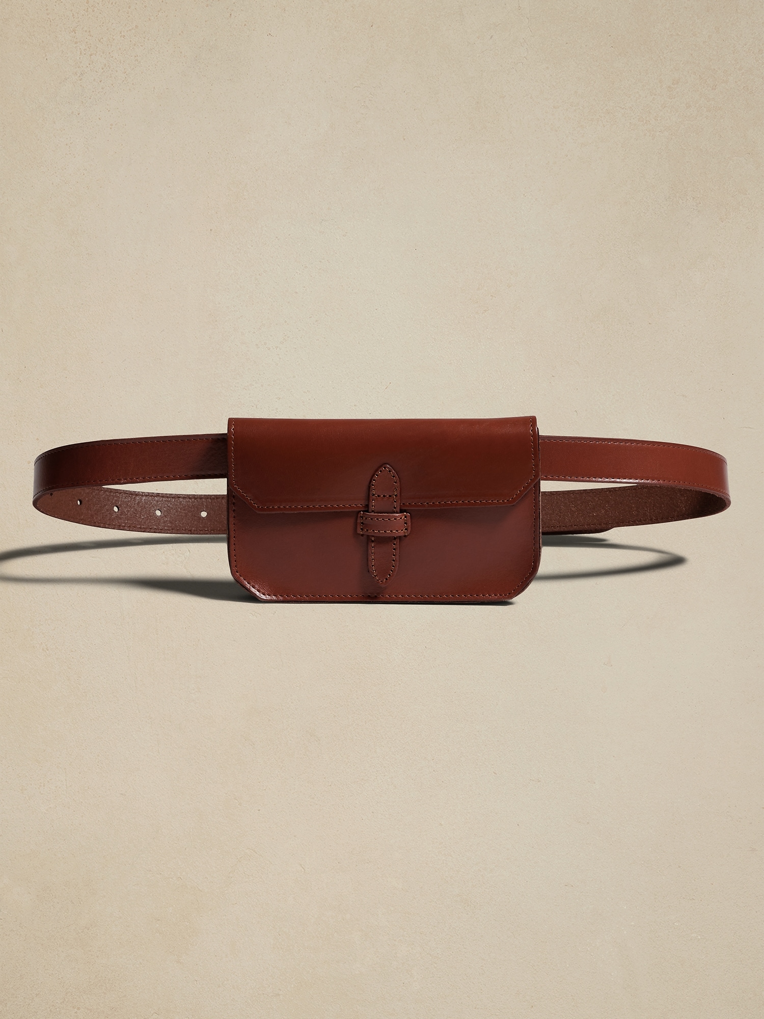 Banana Republic Heritage Leather Belt Bag brown. 1