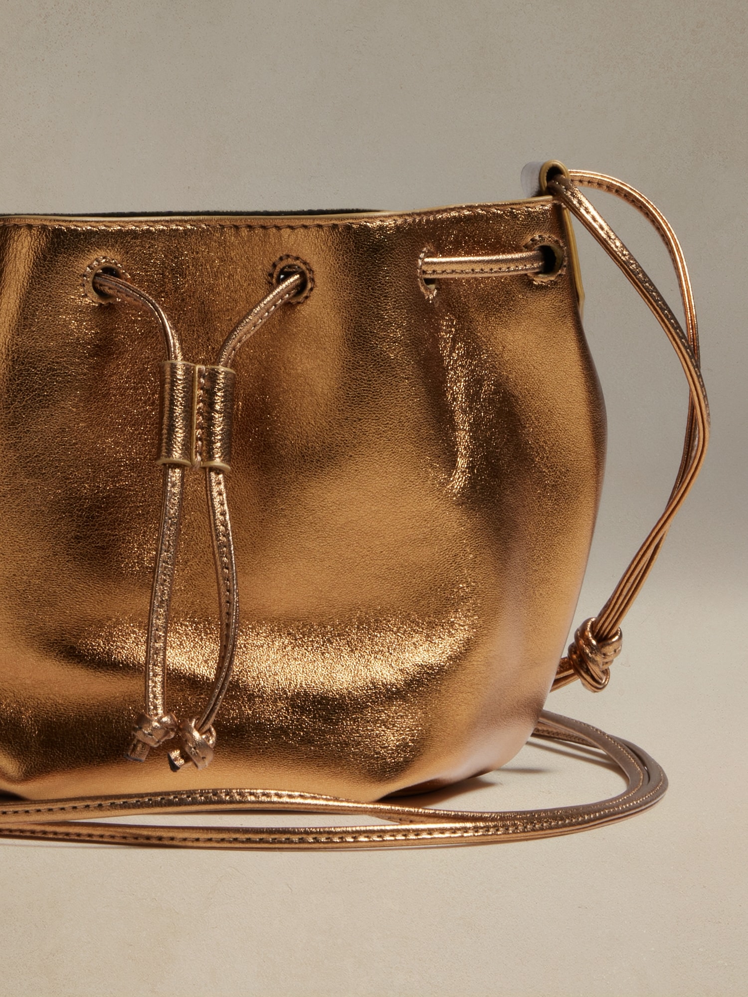 Longchamp Bucket bags and bucket purses for Women, Online Sale up to 40%  off