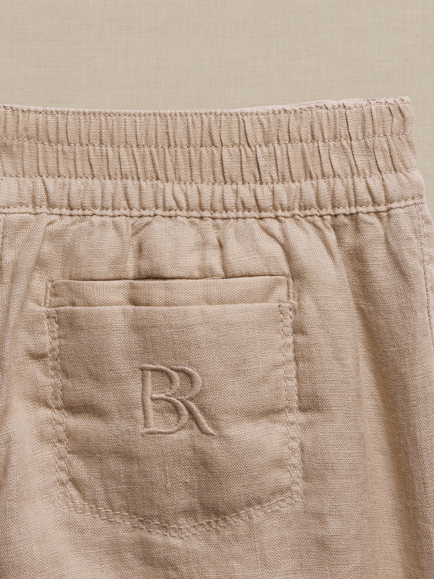 Banana Republic Explorer Short Cotton/Linen 12 Tansition Cream #813779