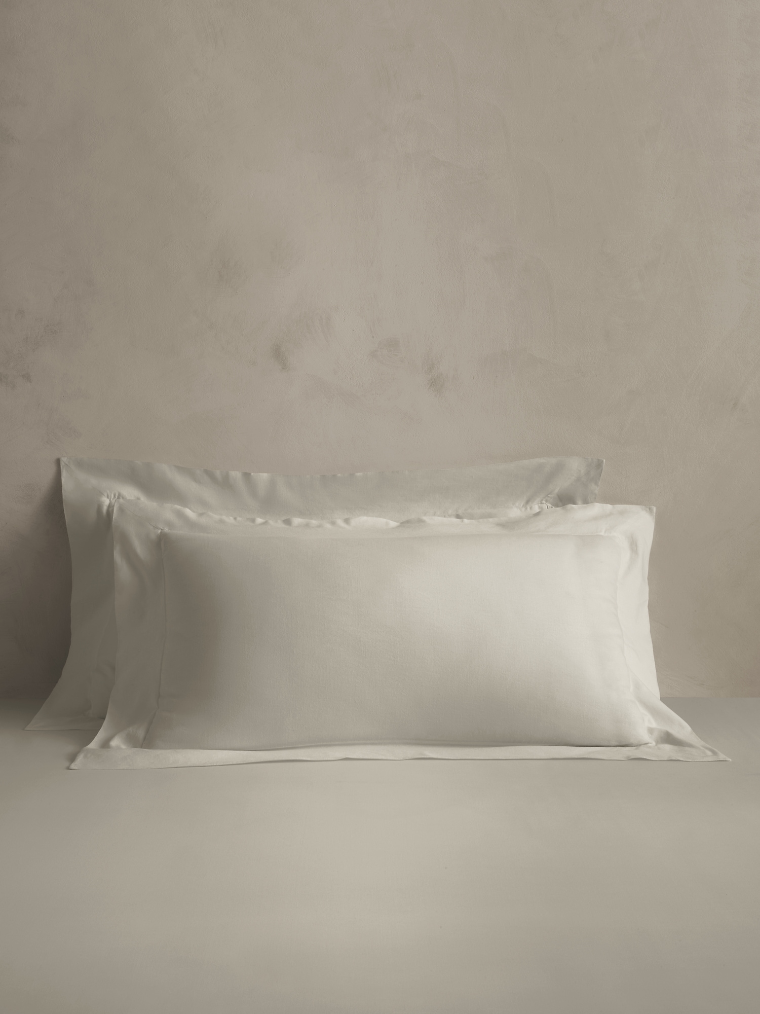 Image number 4 showing, Washed Linen-Cotton Shams