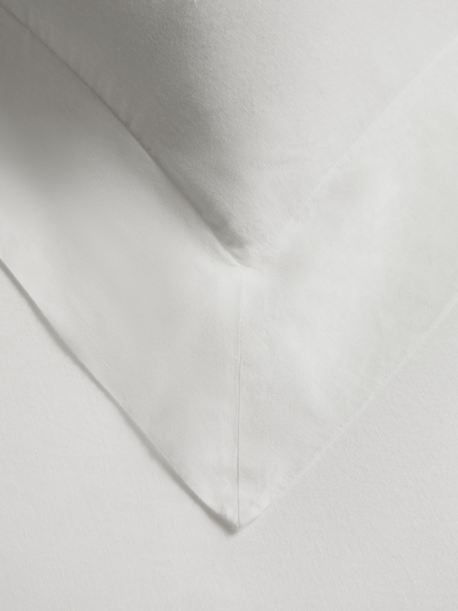Image number 7 showing, Washed Linen-Cotton Shams
