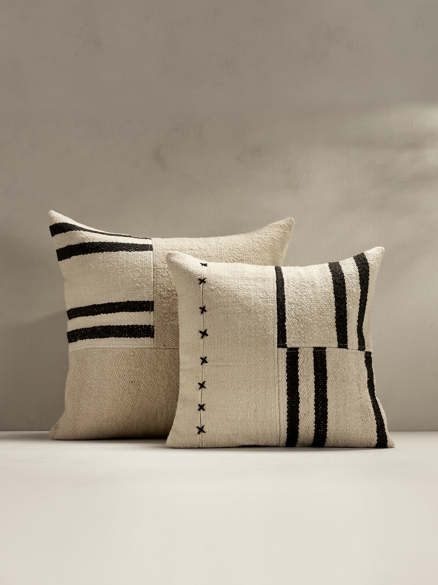 HandCrafted Linen Pillow Banana Republic