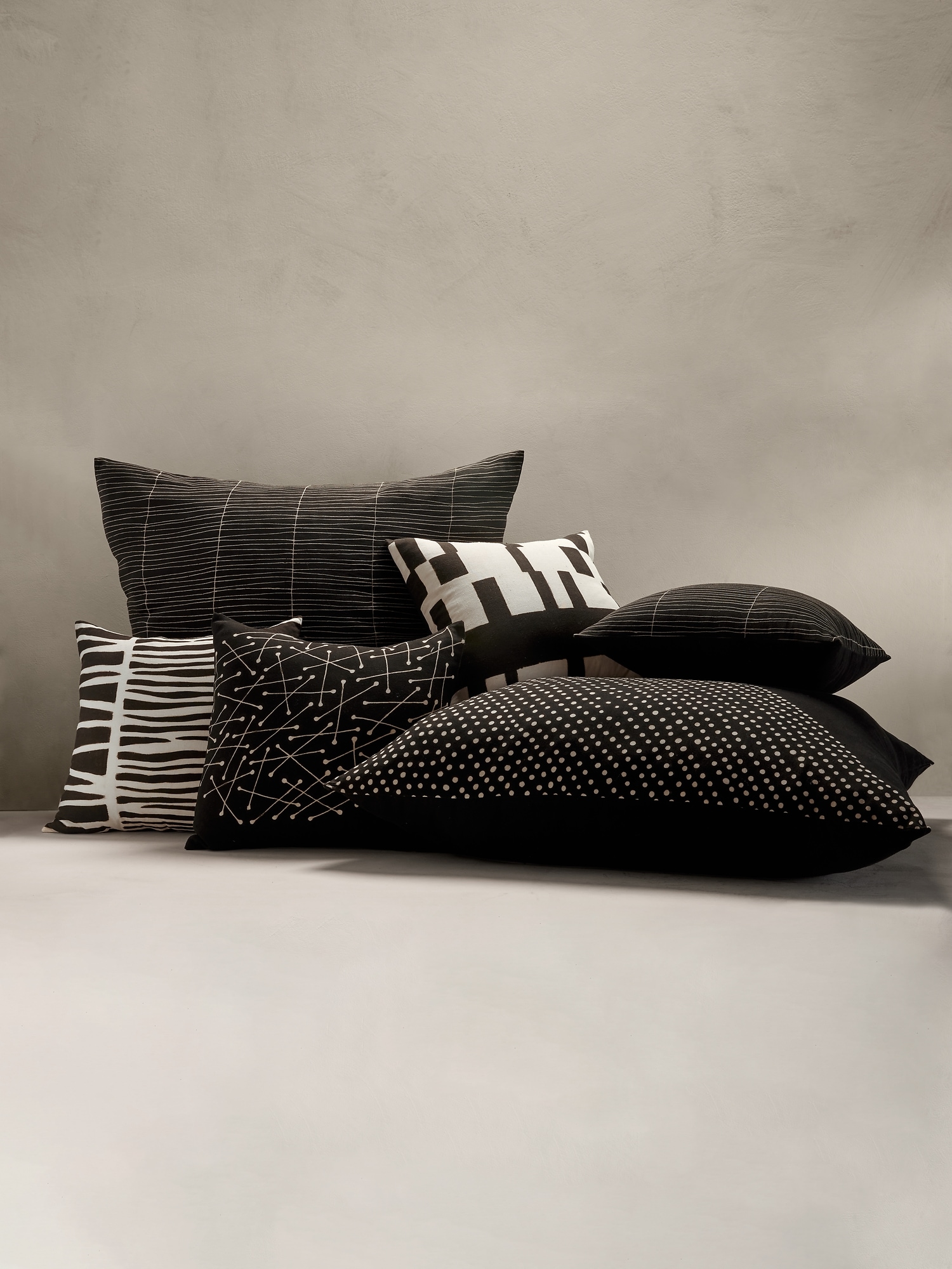 Image number 4 showing, Bogolan Mud Cloth Pillow