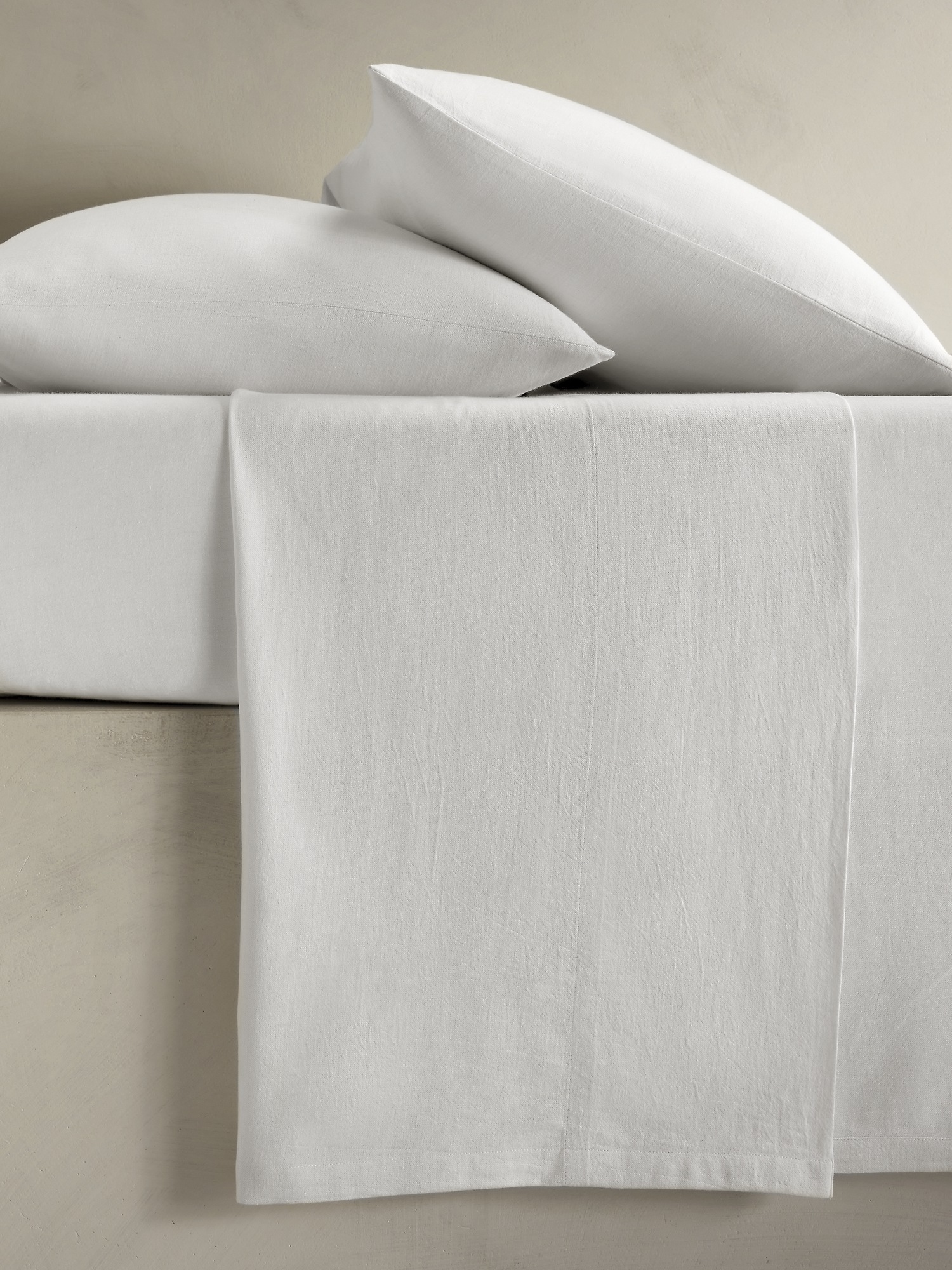 CottonCashmereSilk Sheet Set Banana Republic