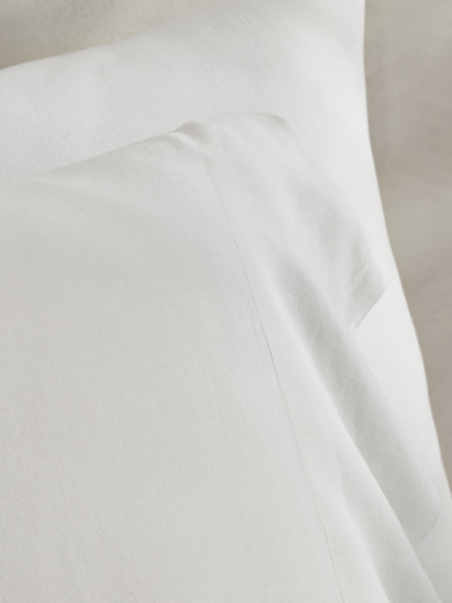 Fine Linen Pillowcases Banana Republic