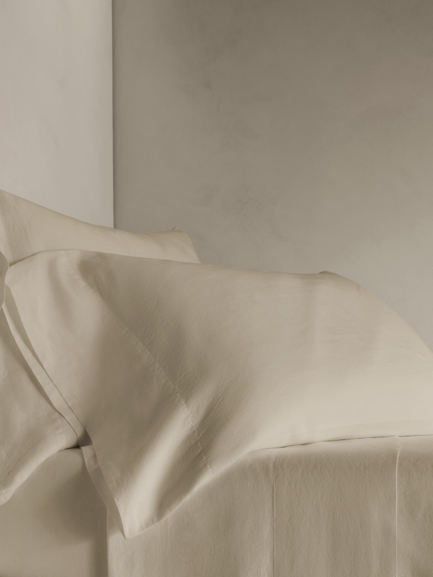 Washed Linen-Cotton Pillowcases