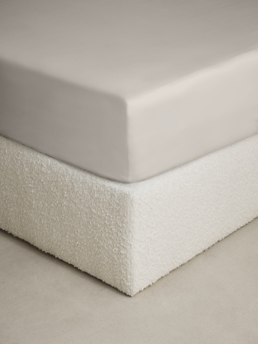 Luxe Cotton Sateen Fitted Sheet