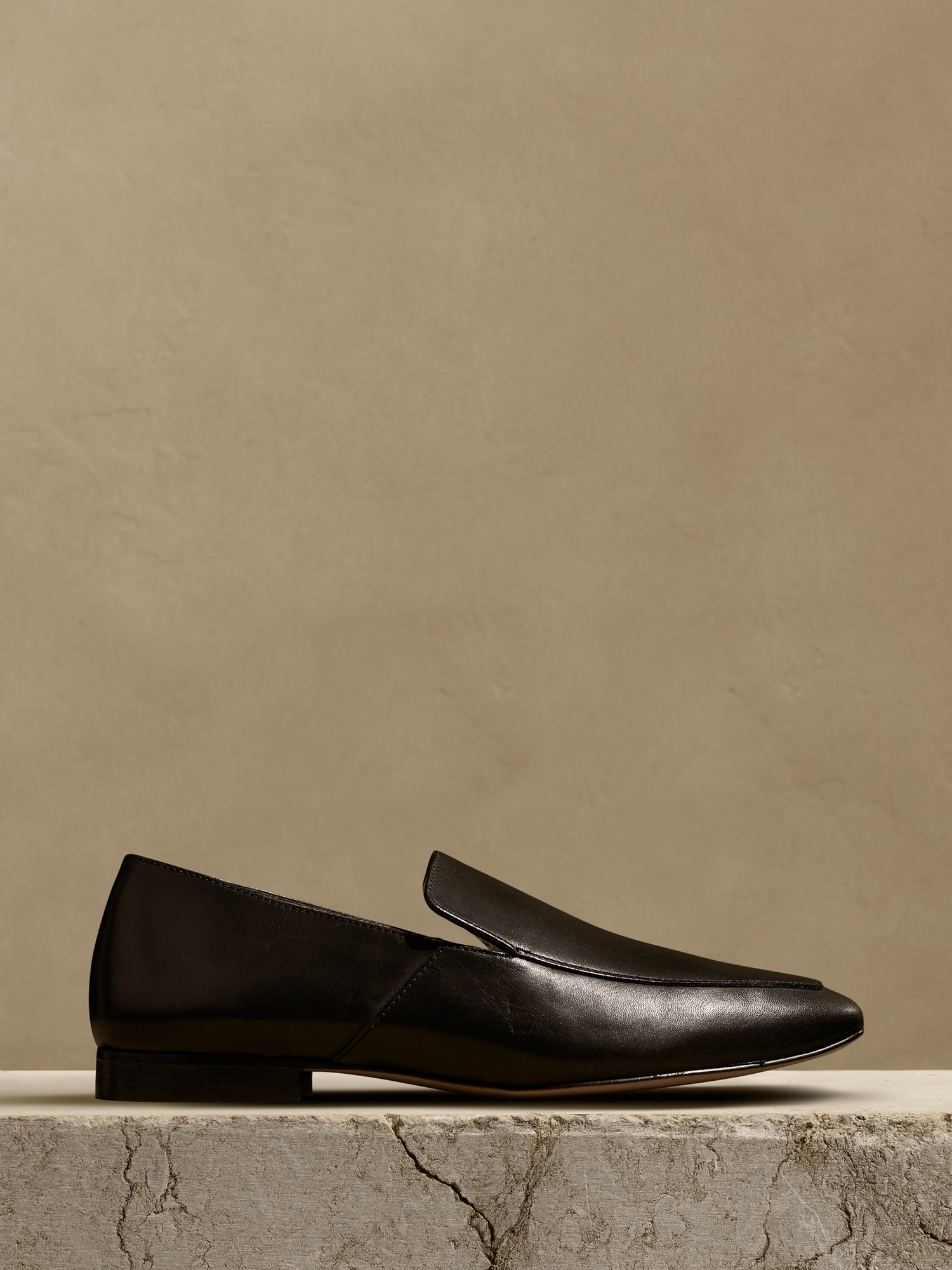 Luz Leather Loafer | Republic