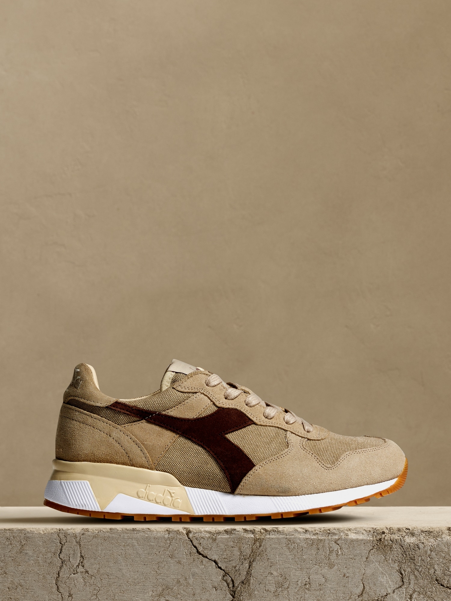 Diadora | Trident 90 Canvas Sneaker | Banana Republic