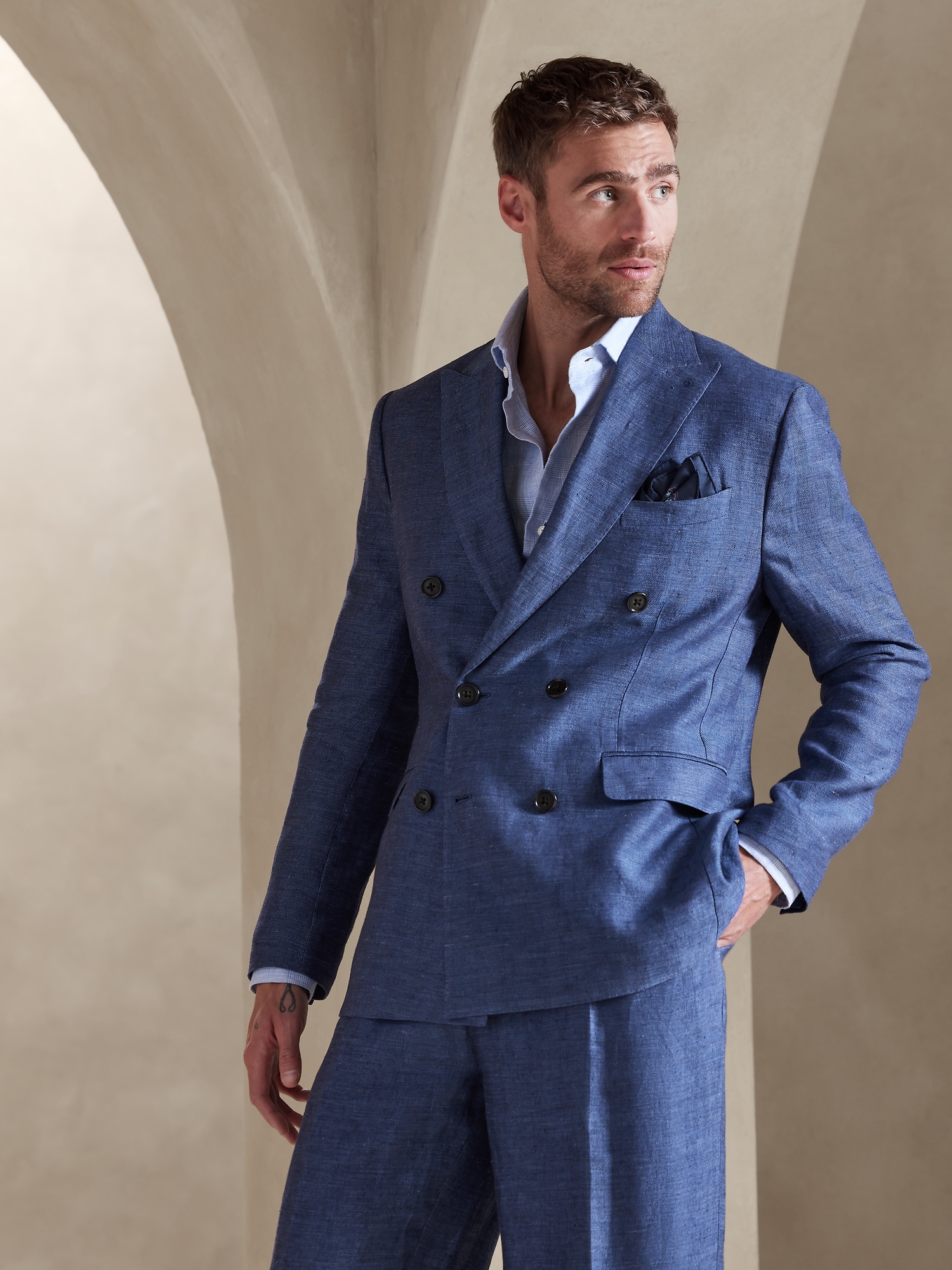 Banana Republic Lago Italian Linen Suit Jacket blue. 1