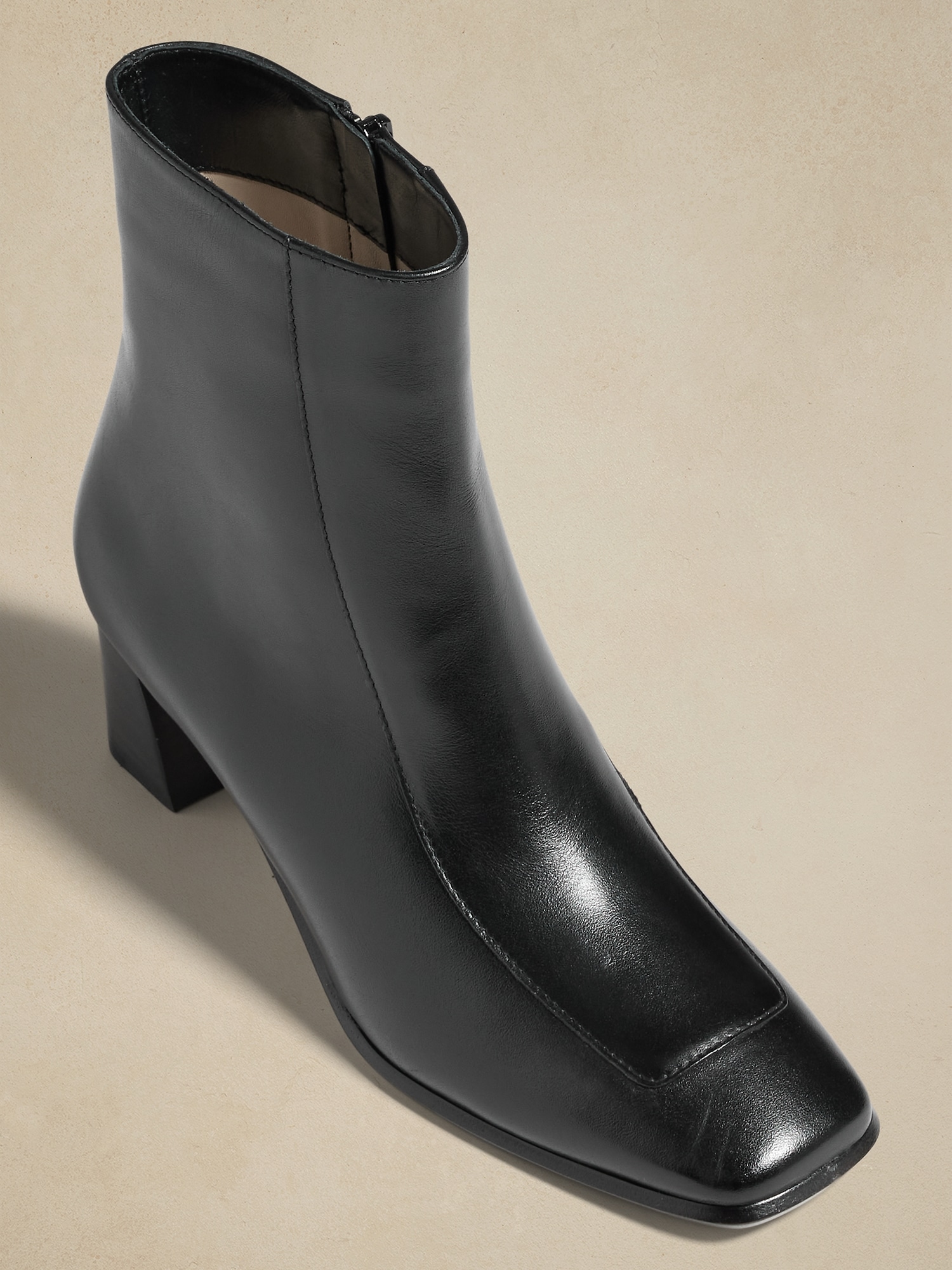 Lucca Leather Ankle Boot | Banana Republic