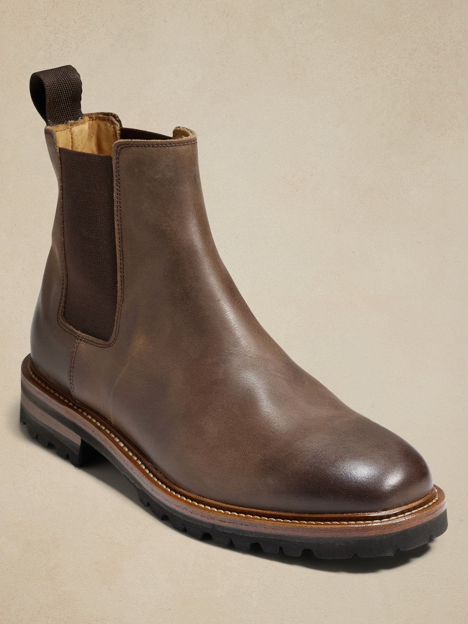 Diego Leather Chelsea Boot | Banana Republic