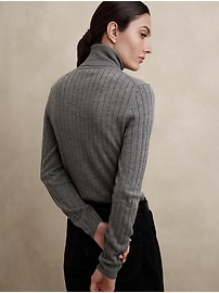 Nezha Merino Turtleneck Sweater