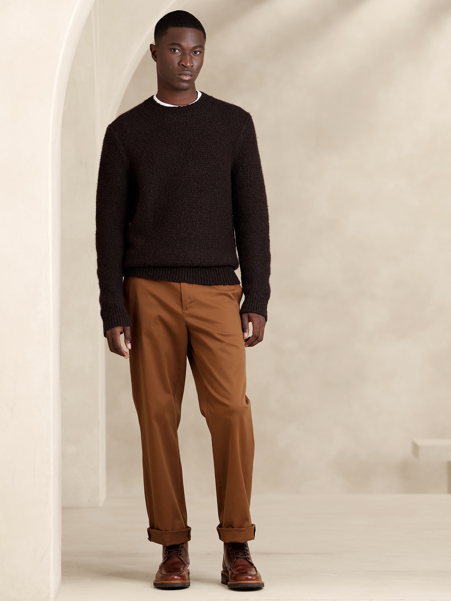 BR ARCHIVES Dawson Relaxed Rapid Movement Chino | Banana Republic