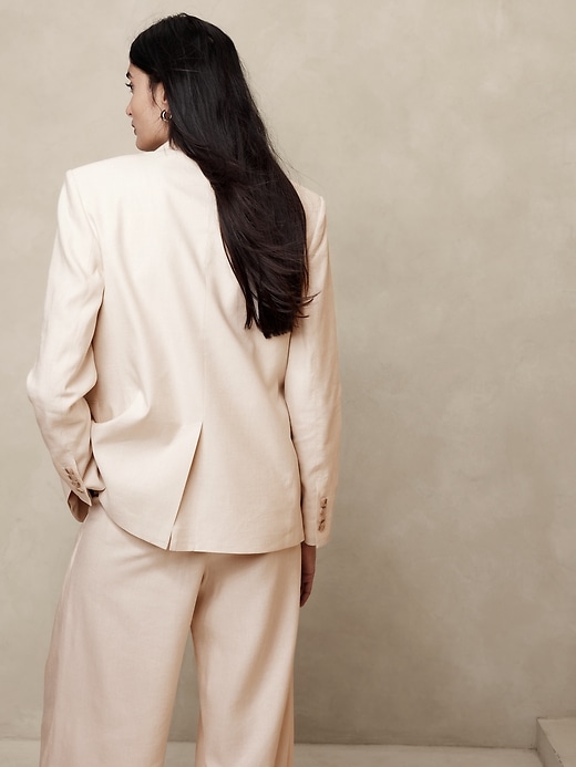 2 of 8 showing, with the color Cream of product Lena Relaxed Linen-Blend Blazer